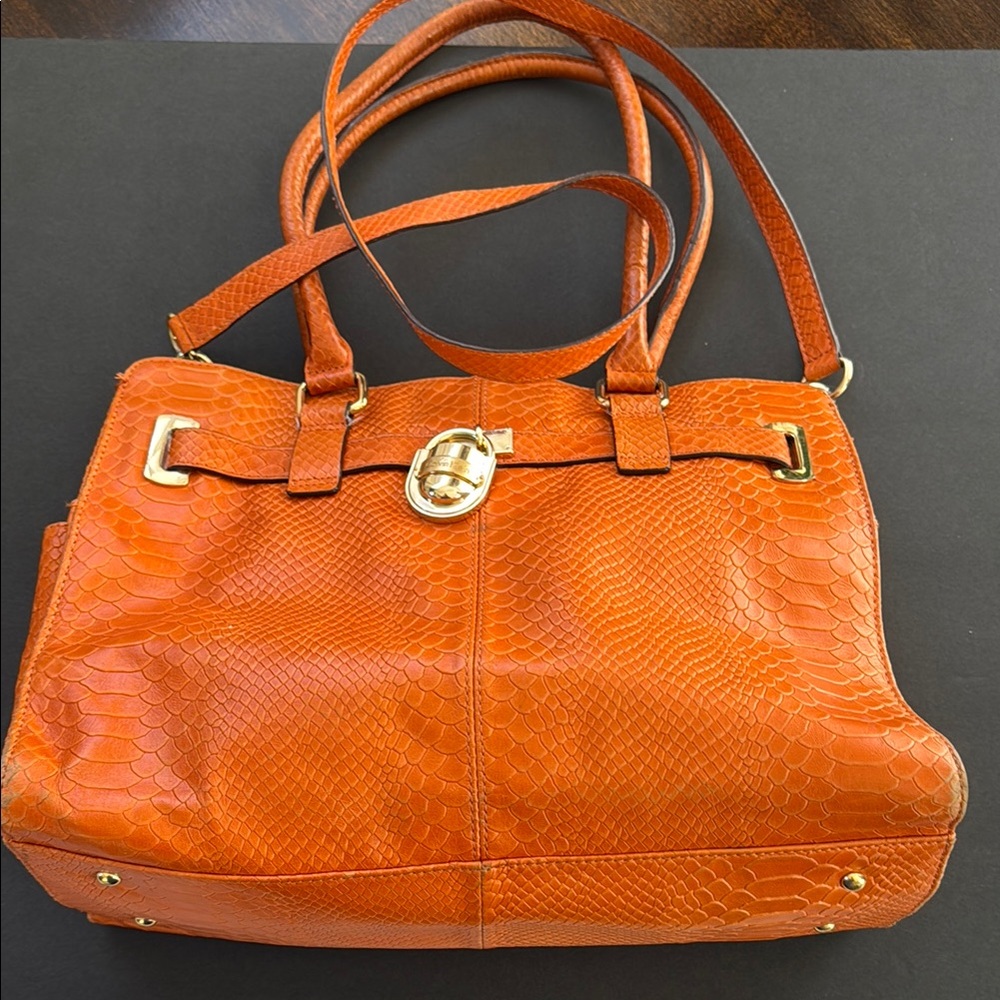 ANNE KLEIN Orange Faux-Snakeskin Shoulder or Cross Body Handbag w/ Gold Hardware